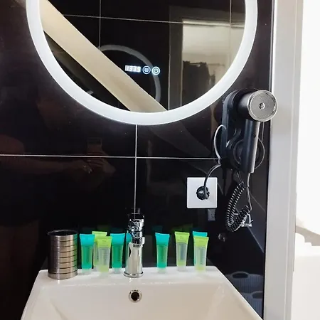 Piscina Mare #propertly * Nea Kallikrateia