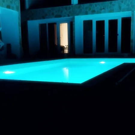 Piscina Mare #propertly Feriehus Nea Kallikrateia
